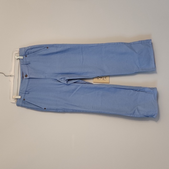 Liz Claiborne,100% cotton, lightweight denim jeans,size 6 - Picture 2 of 12